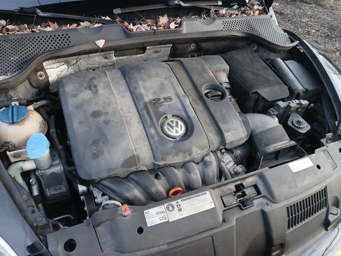 Used 2013 Volkswagen Beetle 2.5 image 3