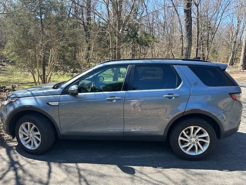 Used 2019 Land Rover Discovery Sport HSE image 20