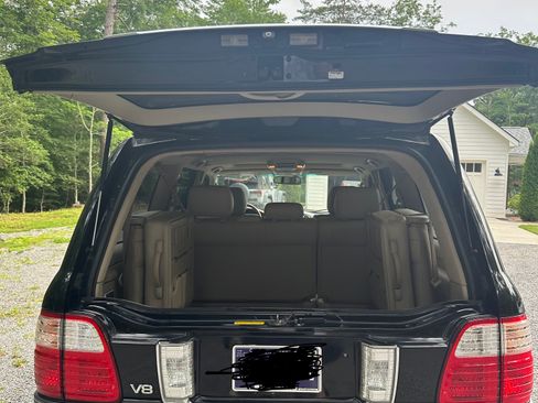 Used 2004 Lexus LX 470 4WD image 11