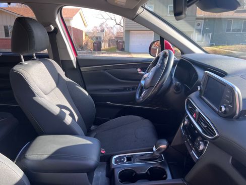 Used 2020 Hyundai Santa Fe SEL w/ Convenience Package image 6