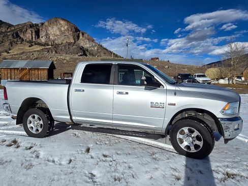 Used 2016 RAM 2500 Big Horn image 2
