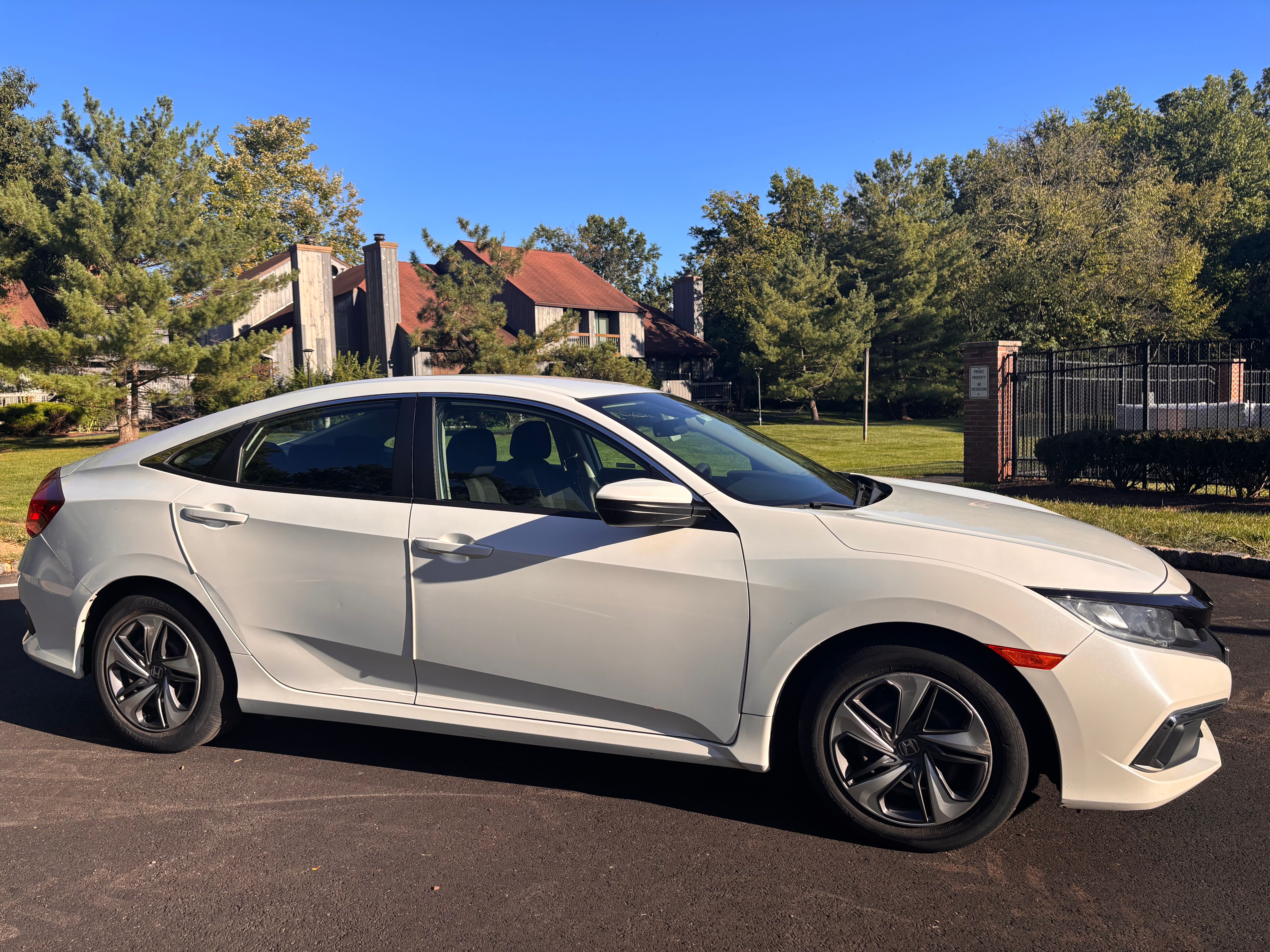 Used 2020 Honda Civic LX image 9