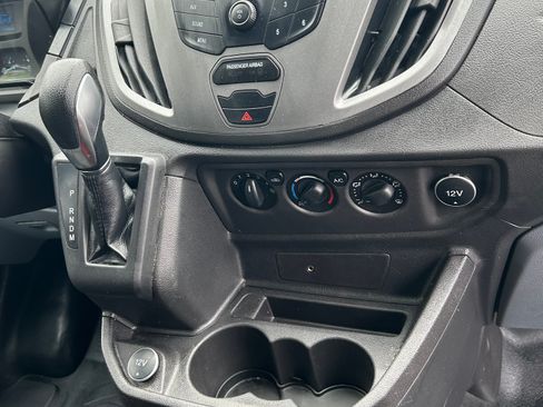 Used 2018 Ford Transit 250 130 Low Roof w/ Exterior Upgrade Package RWD image 23