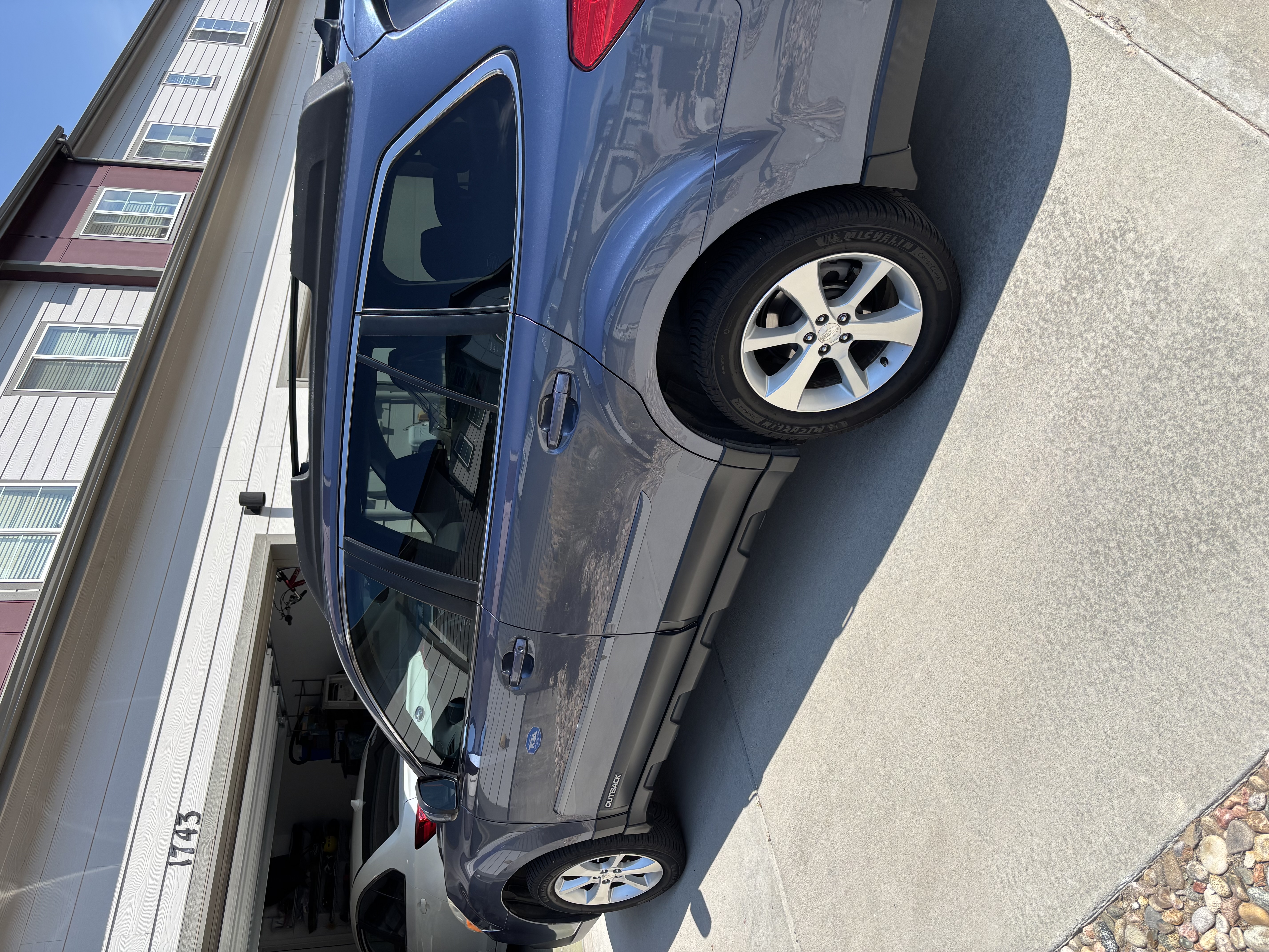 Used 2013 Subaru Outback 2.5i Limited AWD/4WD image 10