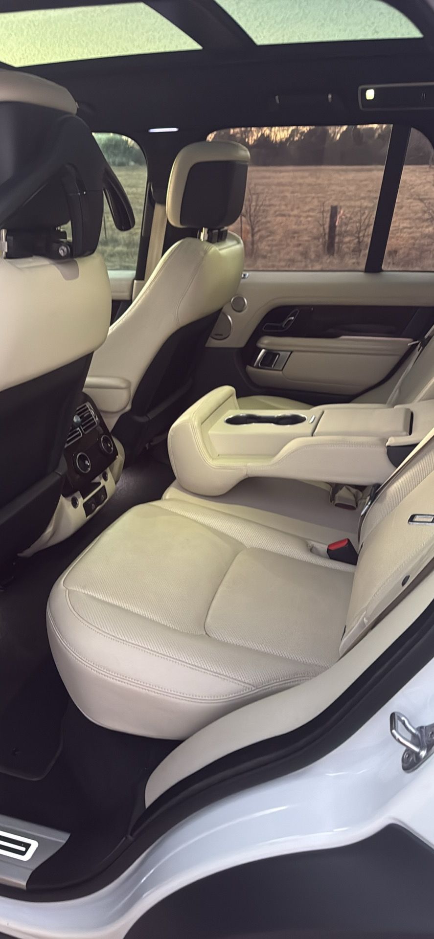 Used 2021 Land Rover Range Rover Westminster Edition image 10