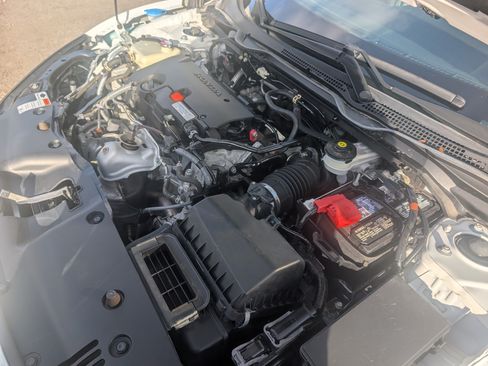 Used 2021 Honda Civic LX image 8