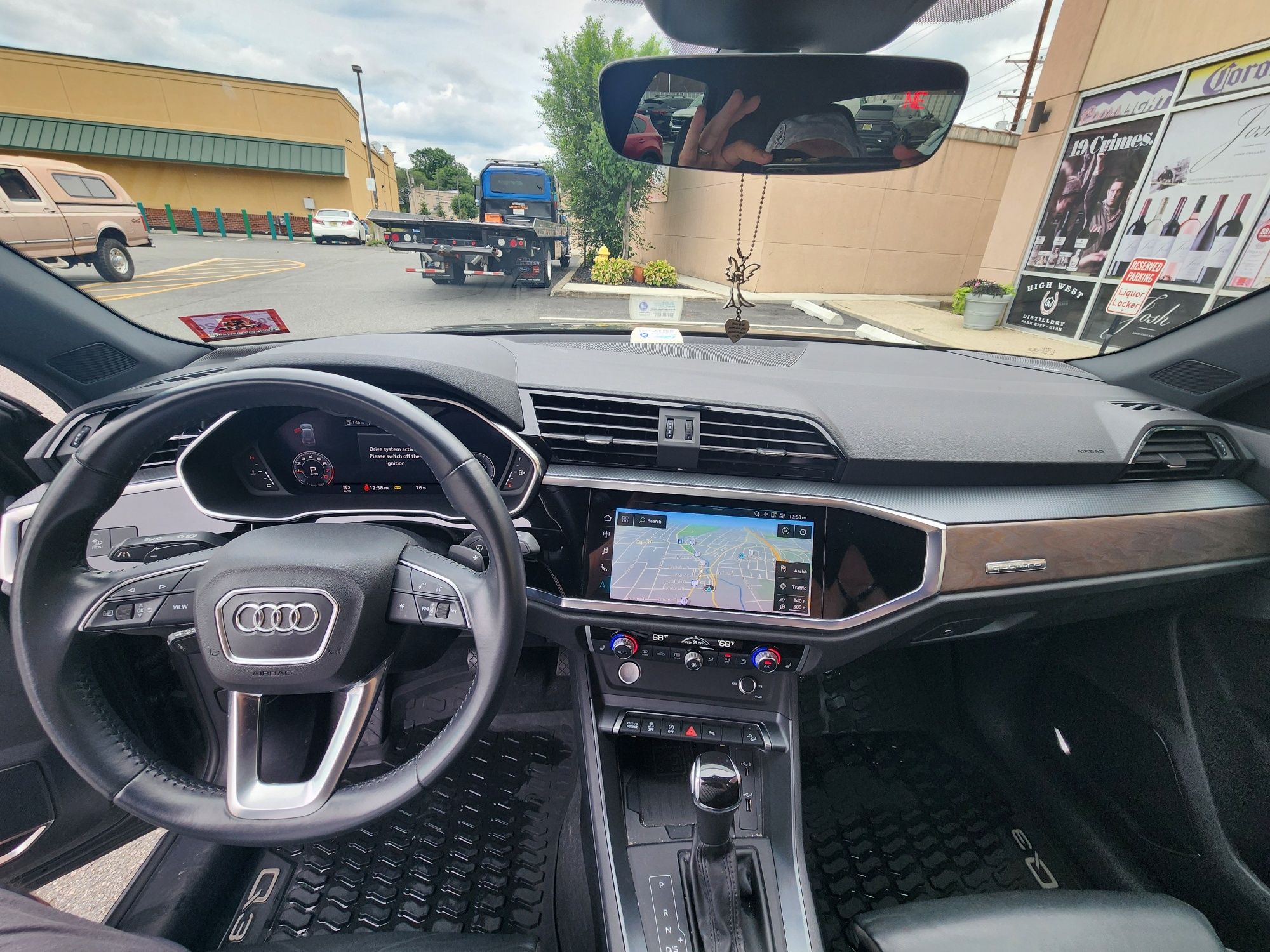 Used 2019 Audi Q3 2.0T Premium Plus AWD/4WD image 22