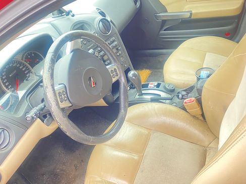 Used 2006 Pontiac Grand Prix GXP w/ Sun And Sound Package image 13