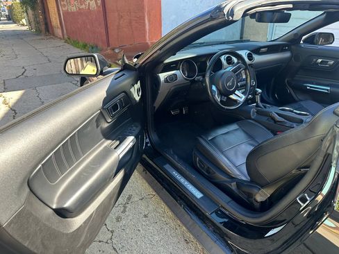 Used 2021 Ford Mustang Premium image 11