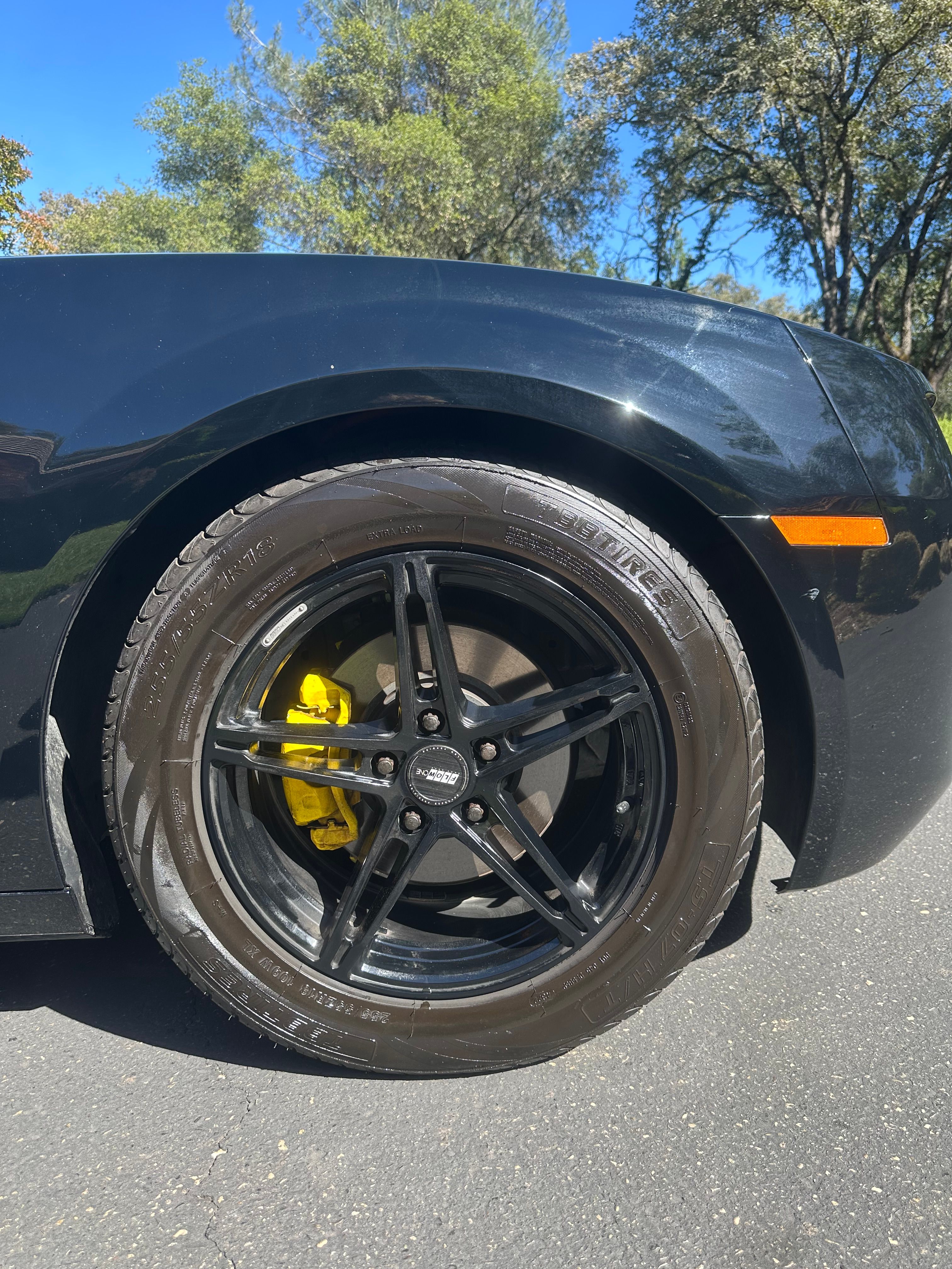 Used 2013 Chevrolet Camaro LS RWD image 10