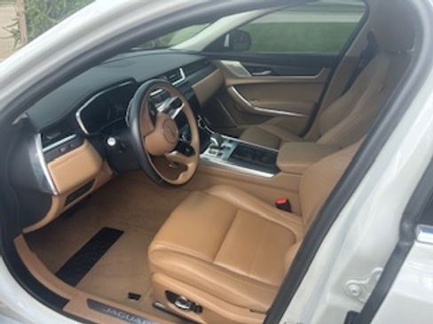 Used 2021 Jaguar XF S image 5