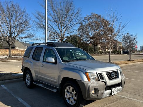 Used 2010 Nissan Xterra SE image 9