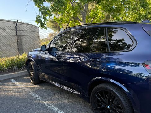 Used 2024 BMW X5 xDrive40i w/ Executive Package AWD/4WD image 9