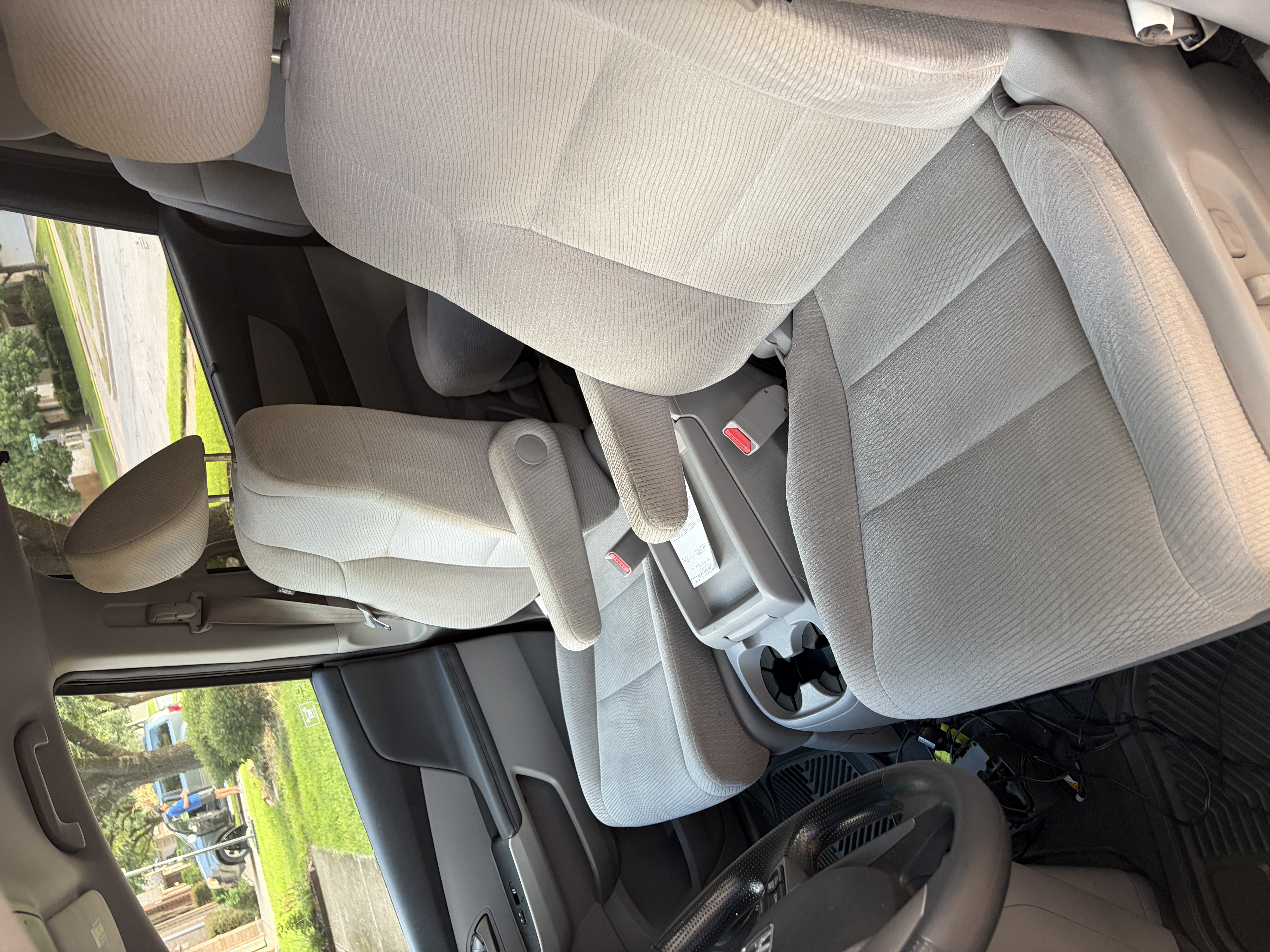 Used 2011 Honda Odyssey EX image 13