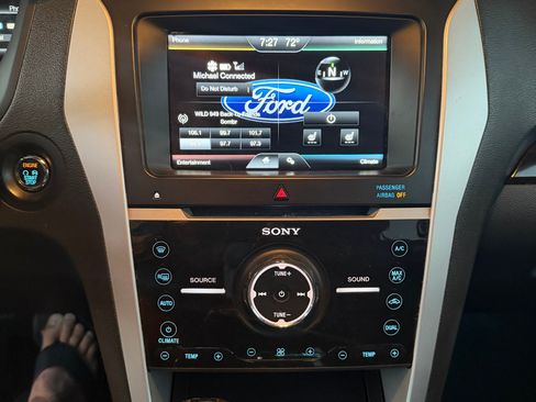 Used 2013 Ford Explorer Limited image 6