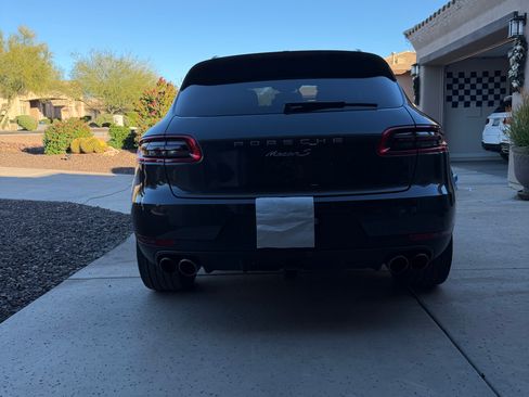 Used 2017 Porsche Macan S image 5