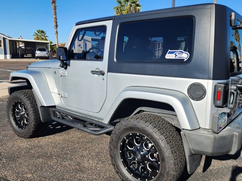 Used 2008 Jeep Wrangler Sahara w/ Dual Top Group image 2