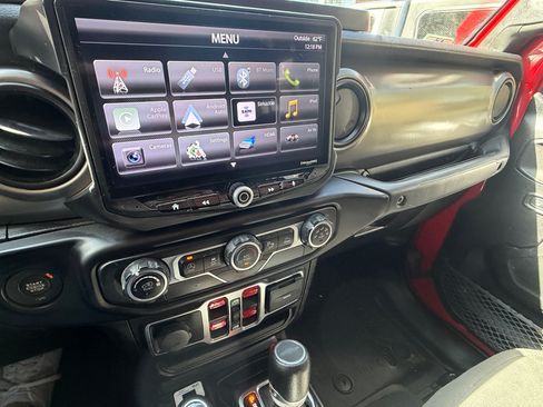 Used 2020 Jeep Gladiator Sport w/ Quick Order Package 24S image 25