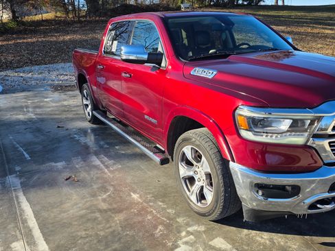 Used 2020 RAM 1500 Laramie image 2