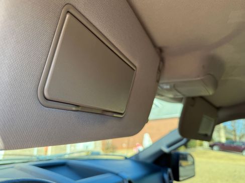 Used 2016 Ford F150 XLT image 31