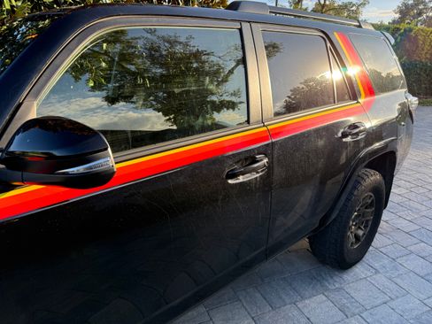 Used 2023 Toyota 4Runner 40th Anniversary SE image 11