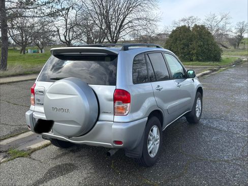 Used 2002 Toyota RAV4 4WD image 6