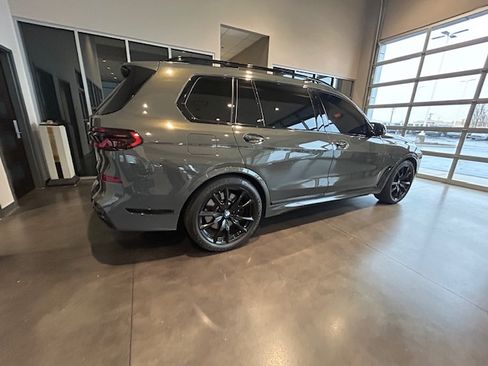 Used 2024 BMW X7 M60i w/ Executive Package image 10