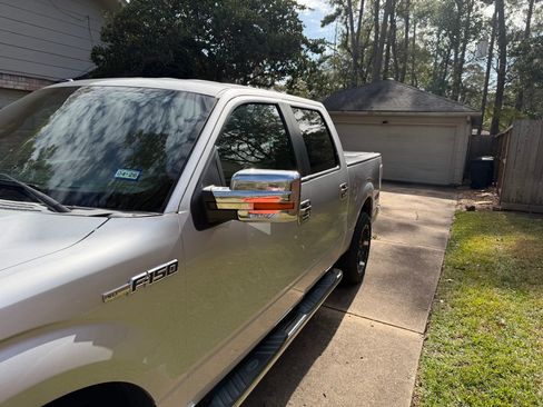 Used 2013 Ford F150 XLT w/ Luxury Equipment Group image 19