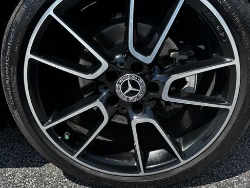 Used 2021 Mercedes-Benz C 300 Coupe image 8