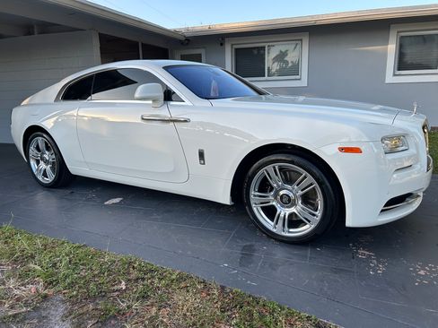 Used 2016 Rolls-Royce Wraith image 4