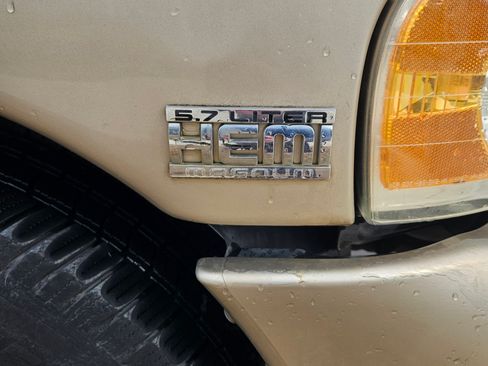 Used 2003 Dodge Ram 1500 Truck SLT image 15