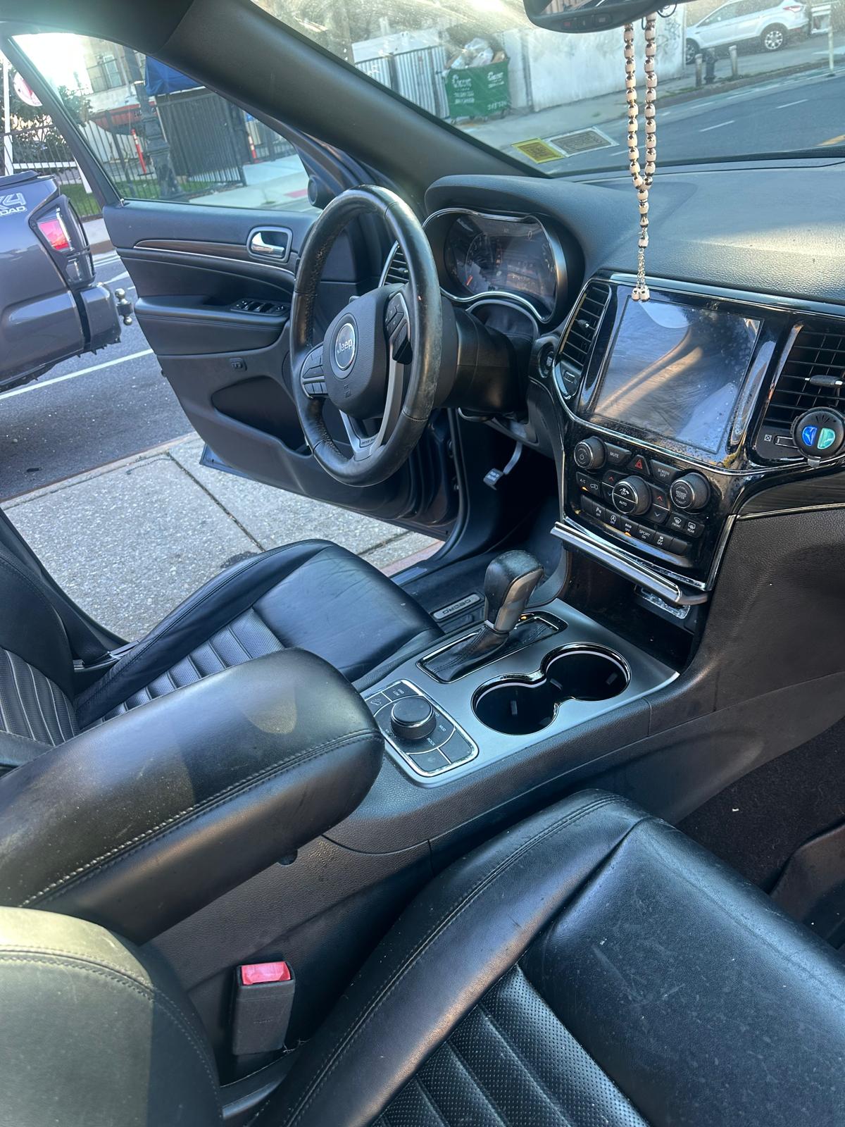 Used 2019 Jeep Grand Cherokee Limited X AWD/4WD image 8