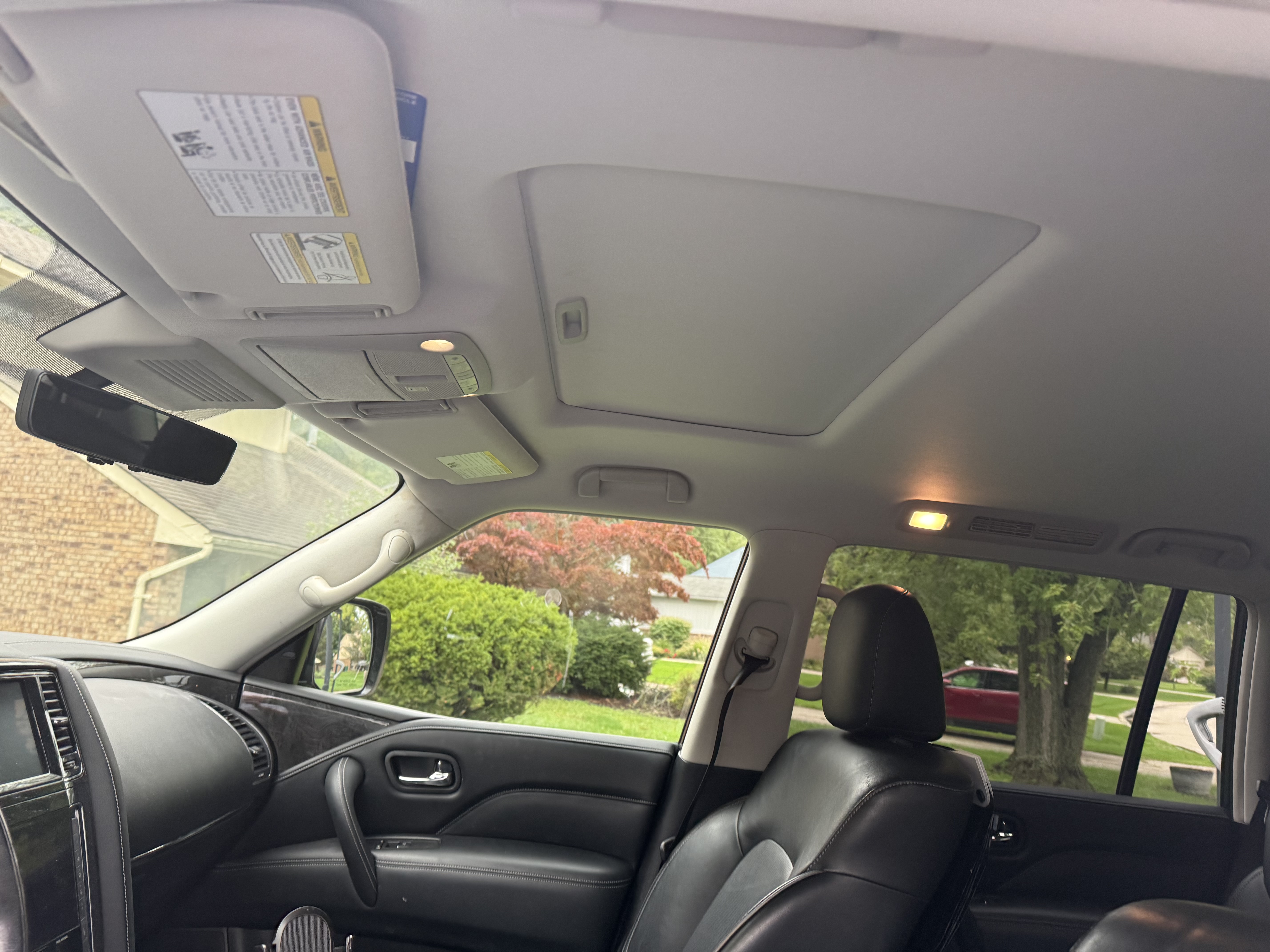 Used 2021 INFINITI QX80 Luxe w/ All-Season Package AWD/4WD image 8