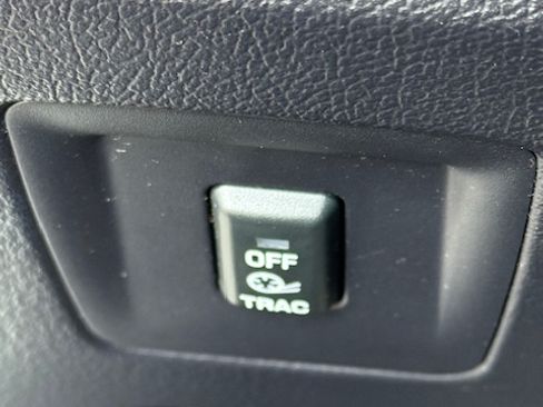 Used 2003 Ford Thunderbird image 16