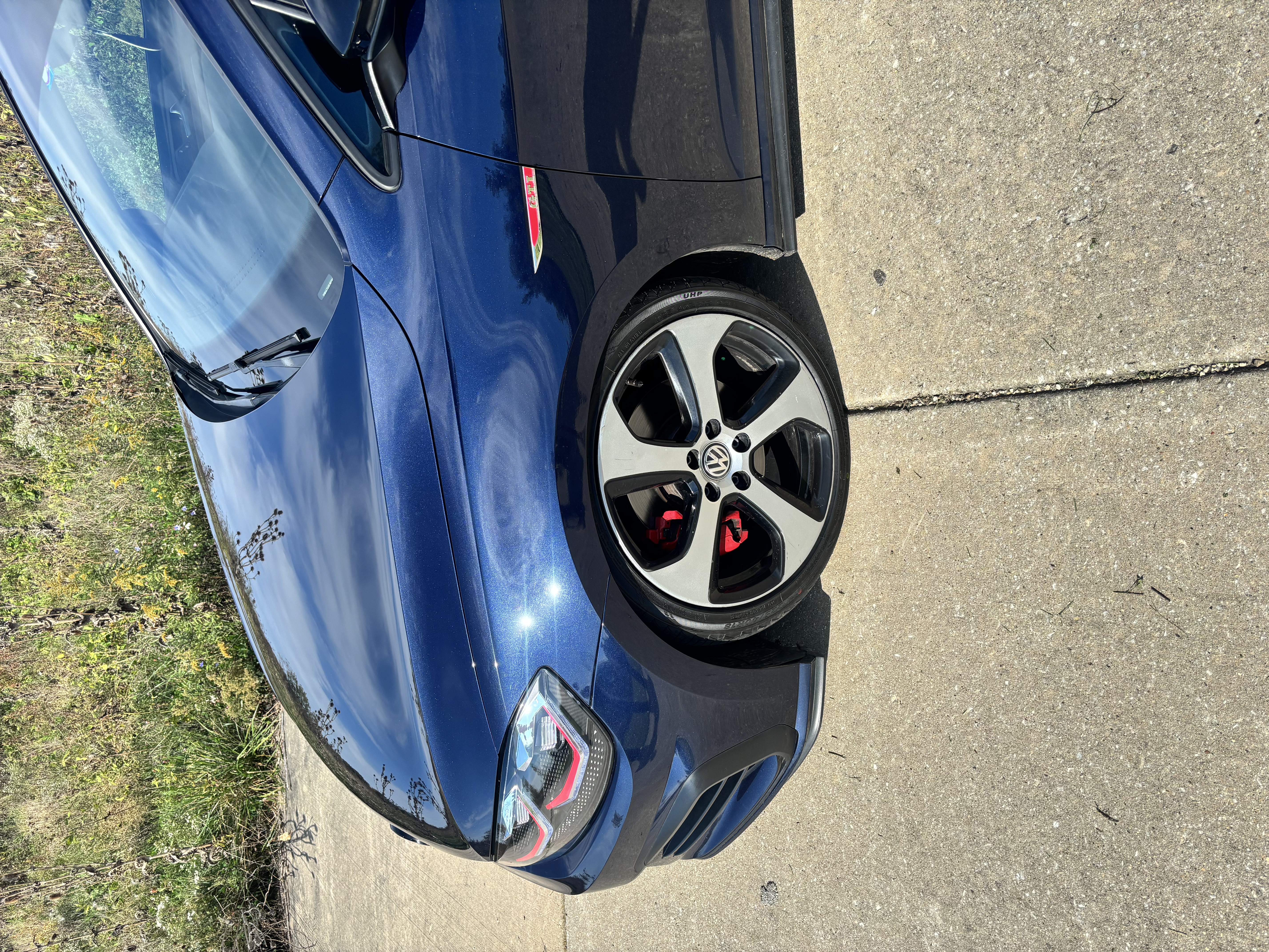 Used 2018 Volkswagen GTI S FWD image 2