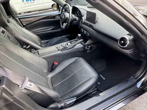 Used 2020 MAZDA MX-5 Miata Grand Touring image 16