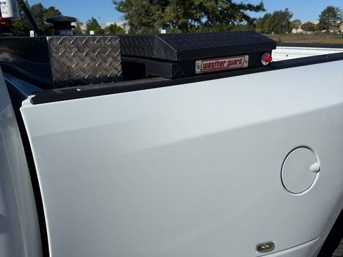 Used 2024 RAM 3500 Big Horn w/ Sport Appearance Package image 6