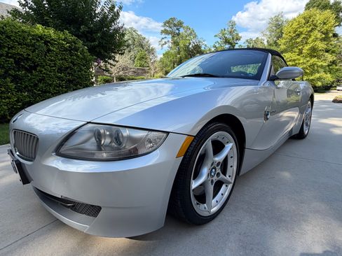 Used 2006 BMW Z4 3.0si RWD image 18