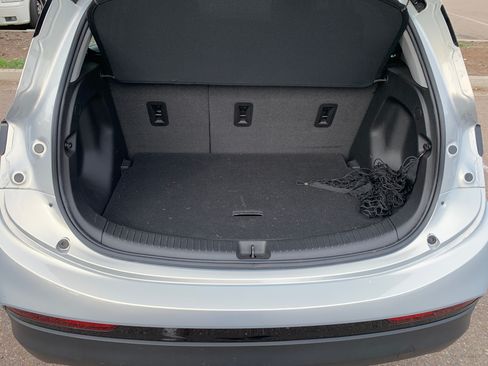 Used 2022 Chevrolet Bolt LT image 24