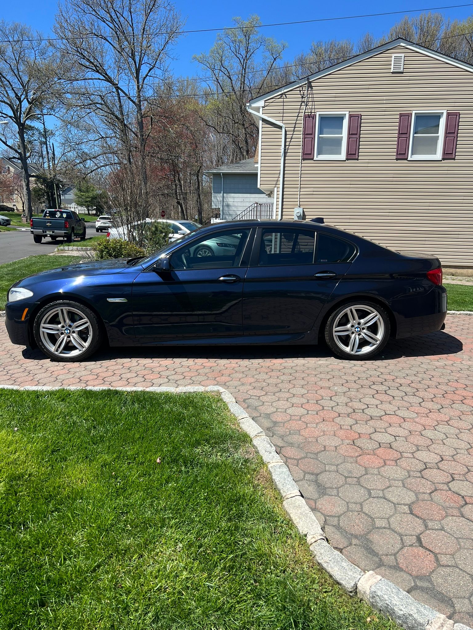 Used 2013 BMW 550i Sedan RWD image 4