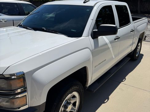 Used 2015 Chevrolet Silverado 1500 LS w/ Trailering Package image 2