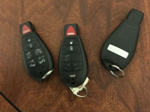 Used 2012 Dodge Grand Caravan SXT image 14