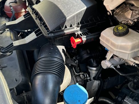 Used 2020 Mercedes-Benz Sprinter 2500 image 13