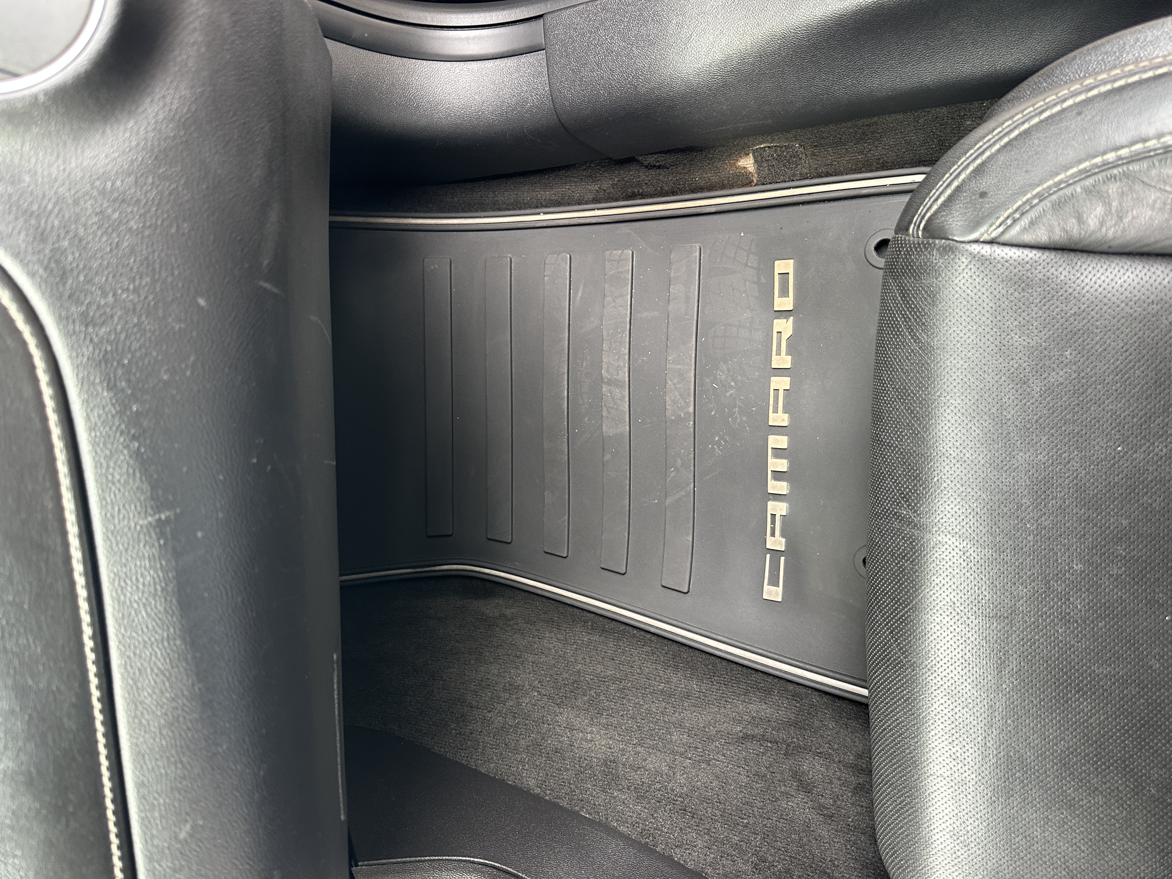 Used 2015 Chevrolet Camaro SS w/ RS Package RWD image 15