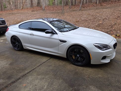 Used 2016 BMW M6 Coupe image 8
