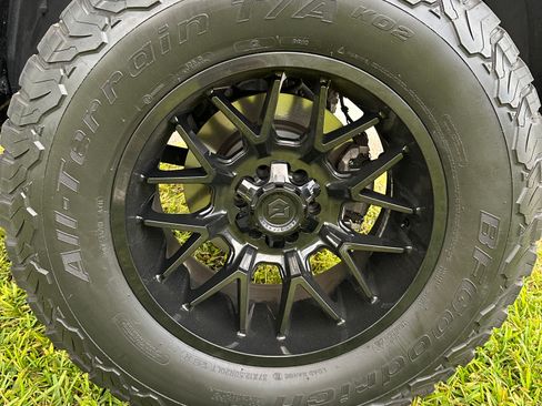 Used 2023 RAM 1500 Big Horn image 9