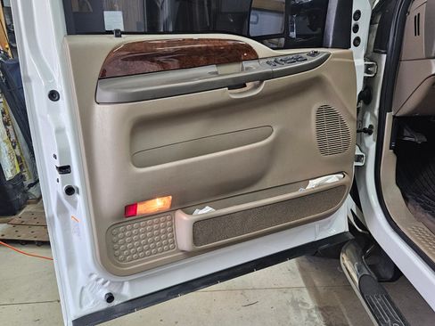 Used 2001 Ford F350 Long Bed image 15