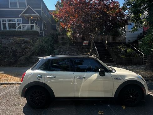 Used 2017 MINI Cooper S FWD image 21