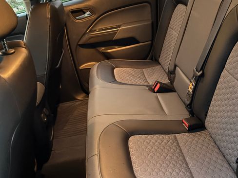 Used 2022 Chevrolet Colorado Z71 image 14