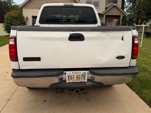 Used 2002 Ford F250 4x4 SuperCab Super Duty image 5